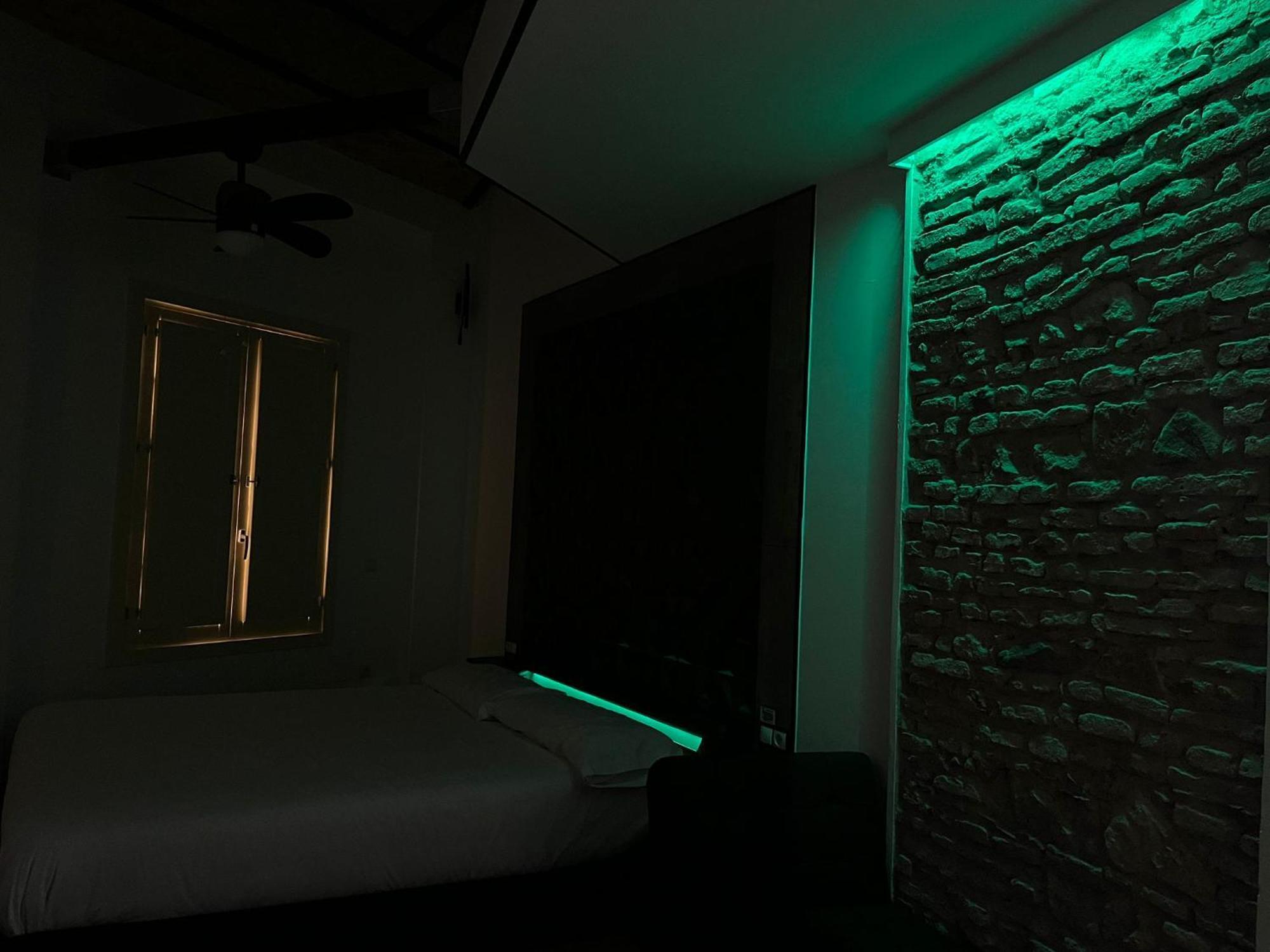 Luxury Apartments Chinitas 11 Малага Екстер'єр фото