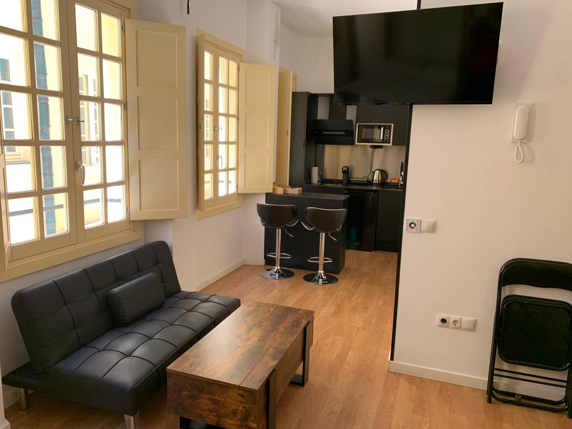 Luxury Apartments Chinitas 11 Малага Екстер'єр фото